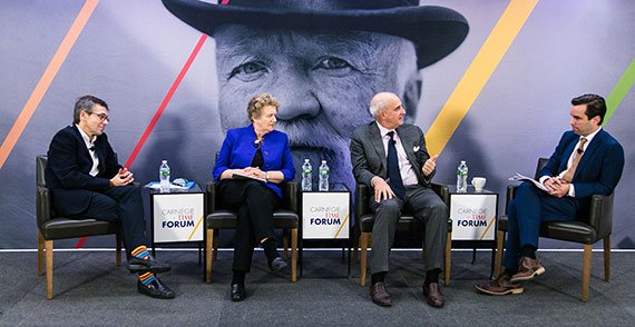 (l–r) Ian Bremmer, Pippa Norris, Roger Cohen, Michael Scherer (l–r) Ian Bremmer, Pippa Norris, Roger Cohen, Michael Scherer